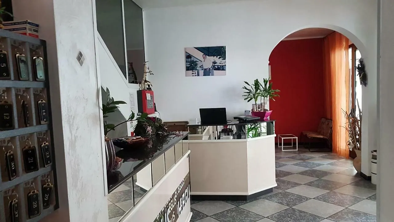 Hotel Eglis ريميني إيطاليا